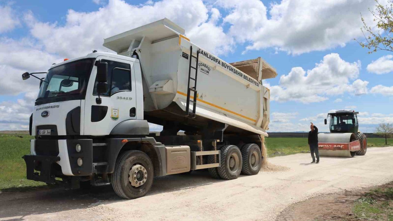 Siverek’te Yol Çalışmalarıyla Ulaşım Konforu Artıyor