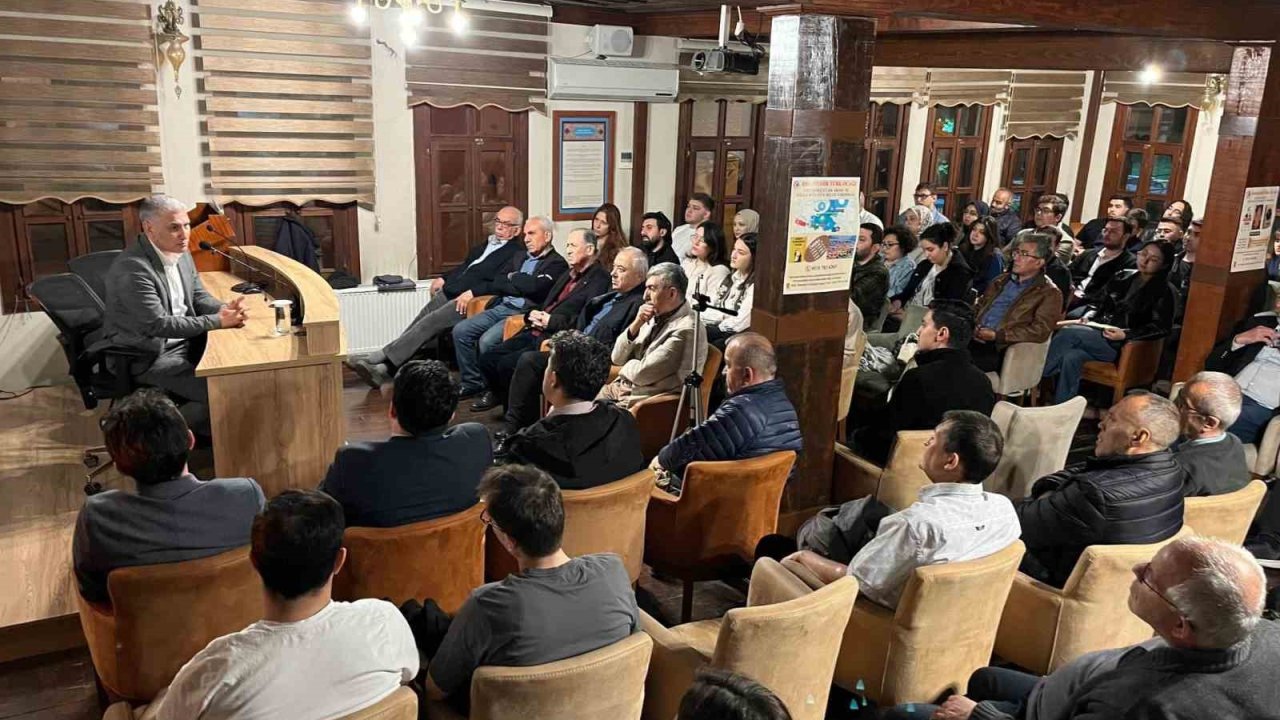 ’askeri Sektörün Bugünü Ve Geleceği Üzerine’ Konulu Konferans Düzenlendi