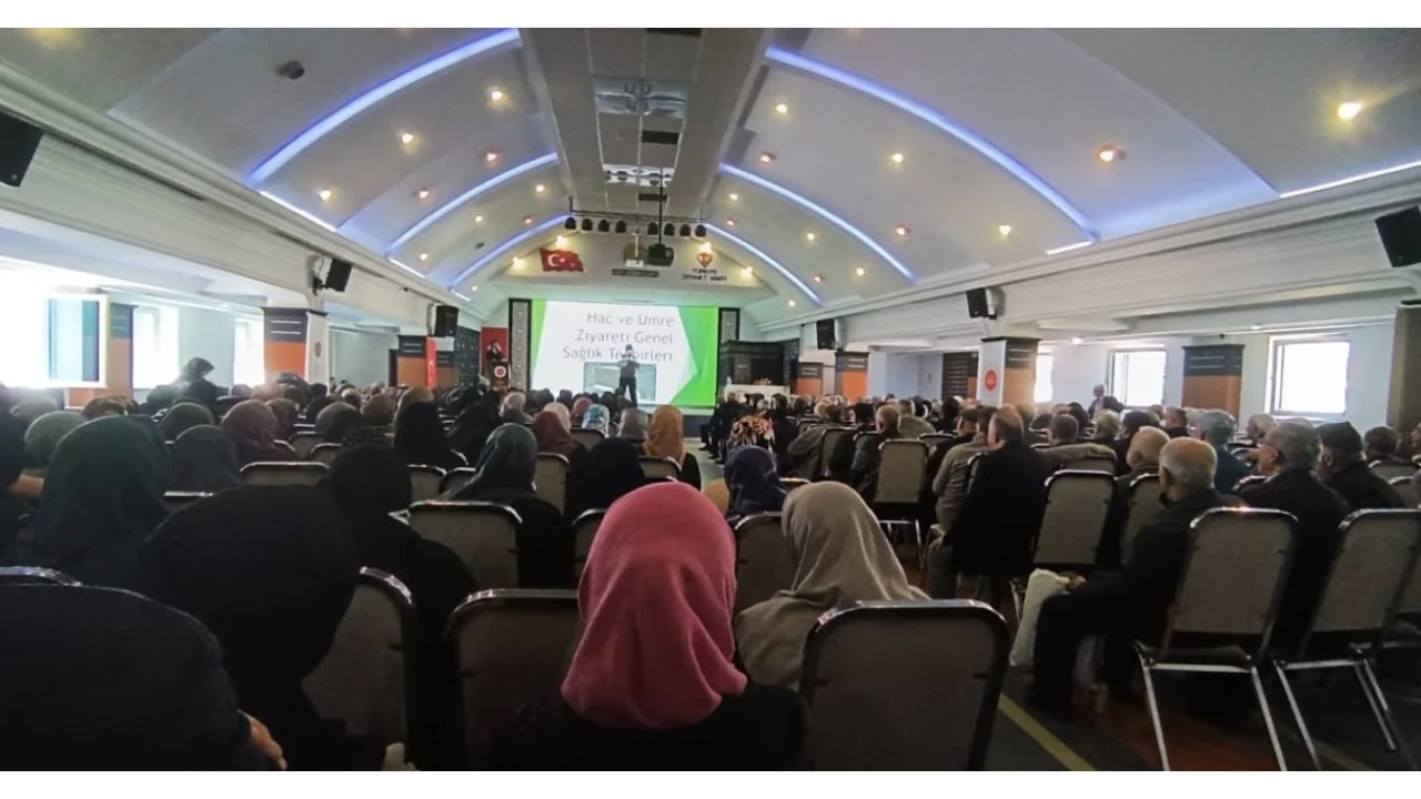 Hacı Adaylarına Önce Eğitim Sonra Aşı