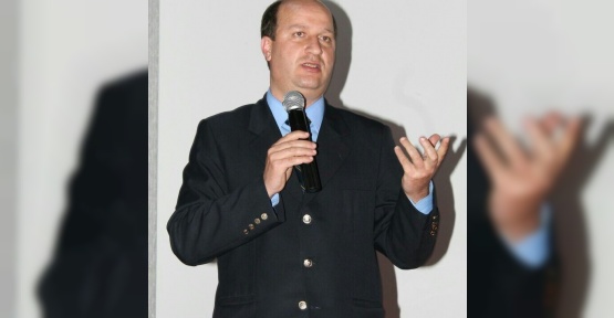 Evrensel Hafızlar Derneği Niğde Başkanı Yusuf Çetinkaya;