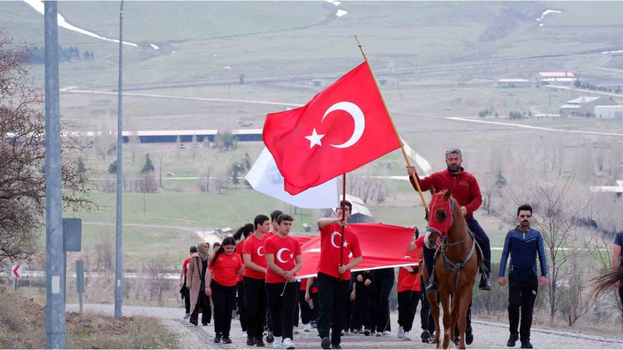 Şehitleri Andılar, Gazze İçin Dua Ettiler