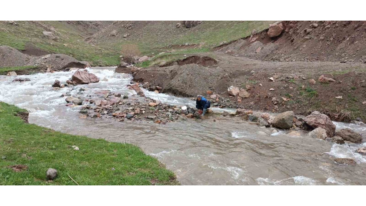Şeyh Musa Deresi Taştı, Kentin İçme Suyu Bulanık Akmaya Başladı