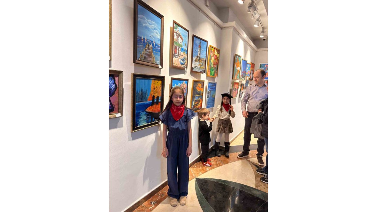 Çocukların Renkli Dünyası Sanatla Buluştu