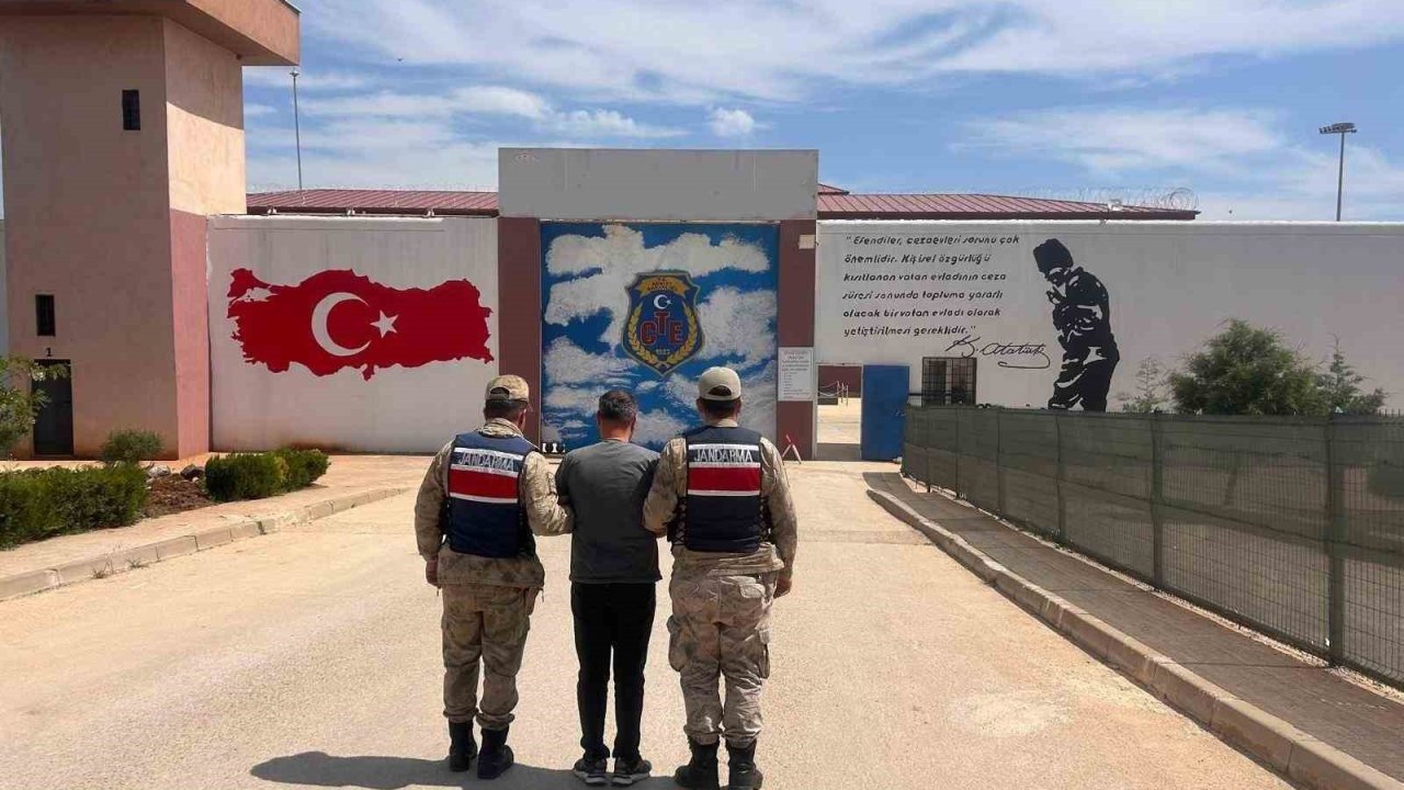 Fetö Üyesine Jandarmadan Operasyon