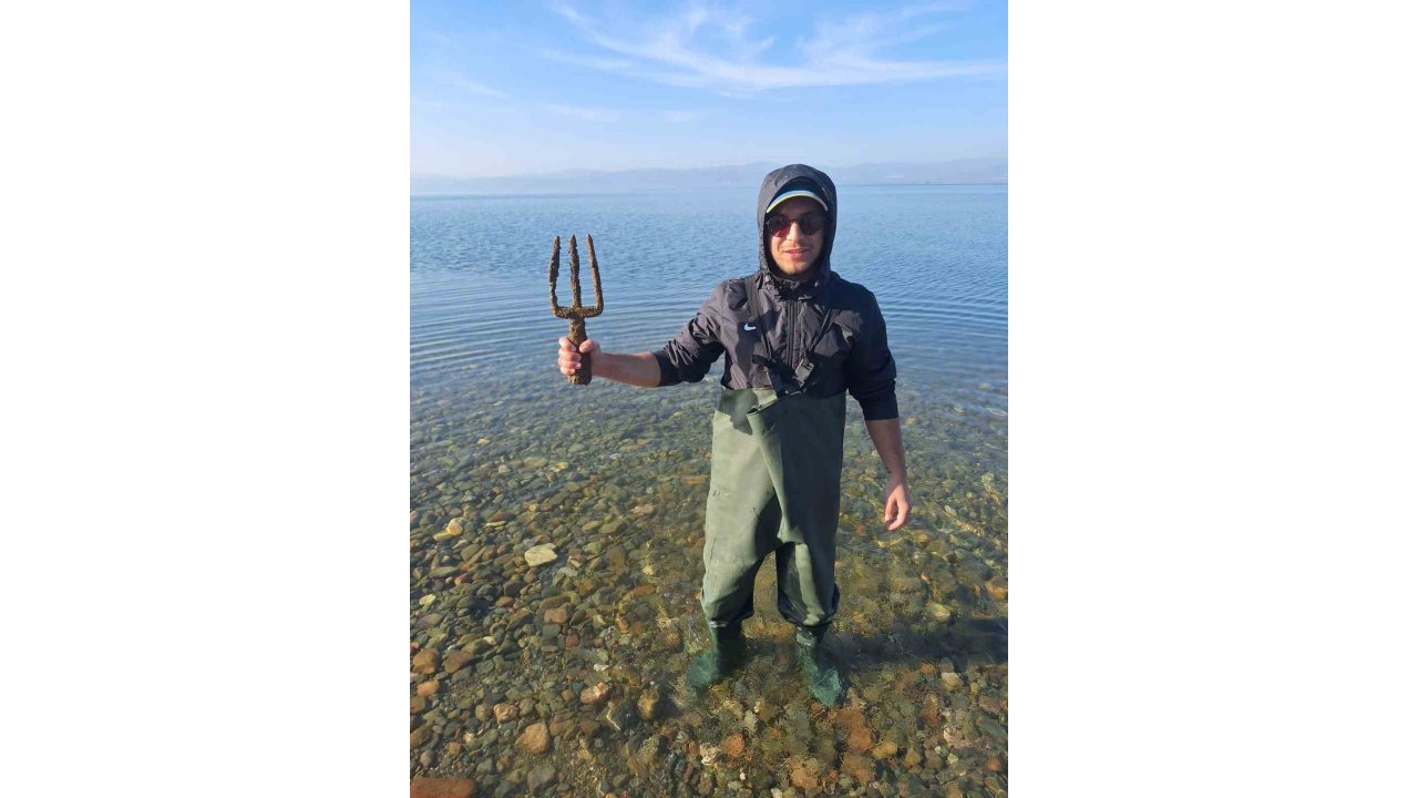 İznik Gölü’nden Poseidon Mızrağı Çıktı