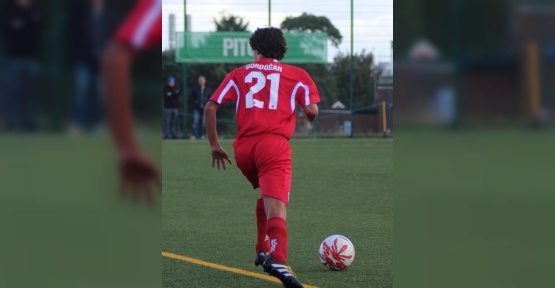 Manchester United, Levent Gündoğan’ı transfer etti