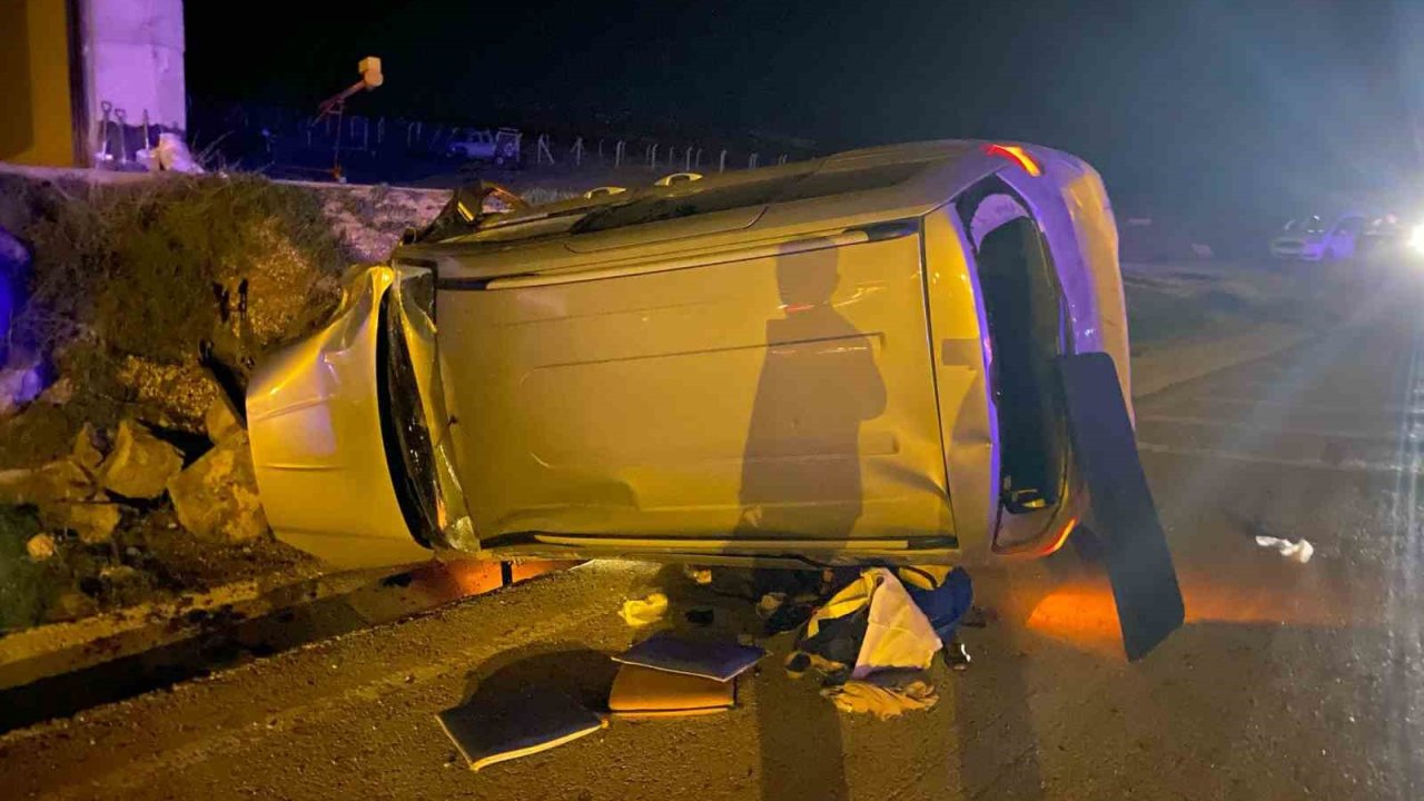 Haymana’da Başıboş Eşekler Kazaya Sebep Oldu: 4 Yaralı