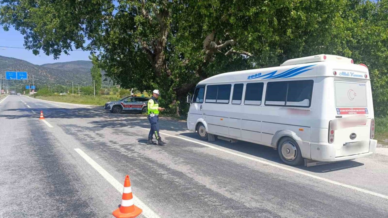 Aydın Jandarma Ekiplerinden ’sivil’ Trafik Denetimi