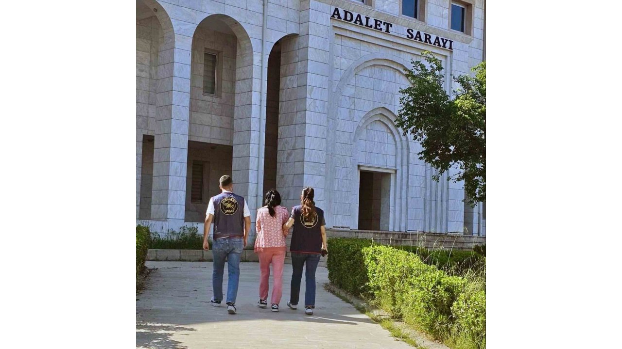 18 Ayrı Suçtan Kesinleşmiş Hapis Cezası Bulunan Kadın Yakalandı