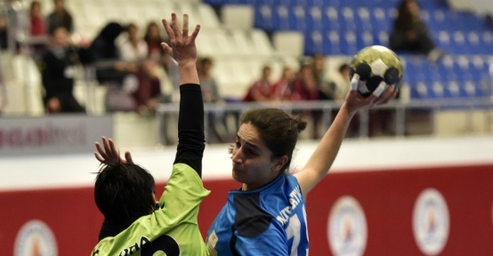 Murapaşa’nın gençleri Samsun’u farklı yendi