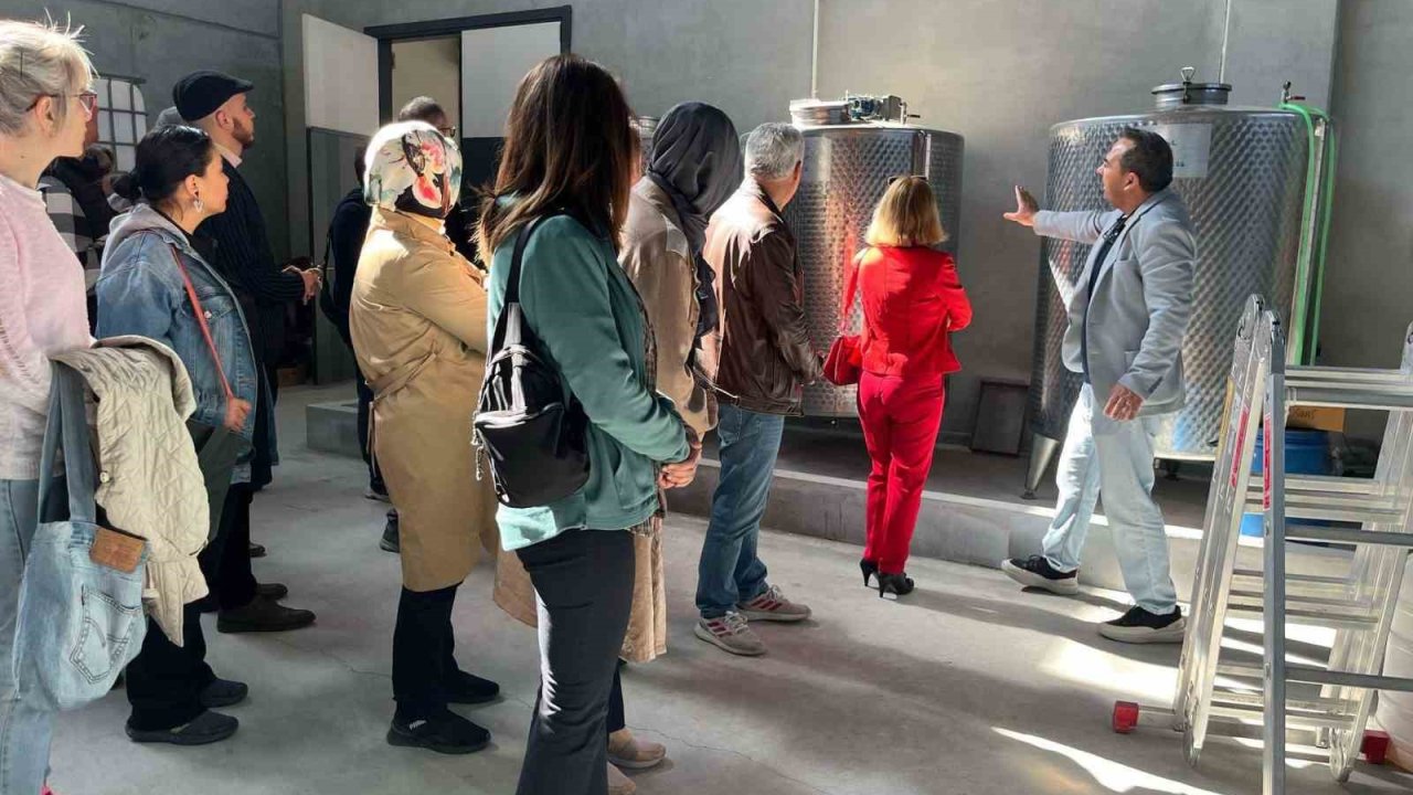 Akademi Öğretmenleri İle Balıkesir’in Kokularına Yolculuk