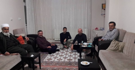 Başkan Yıldırım kapı kapı gezerek referandumu anlattı