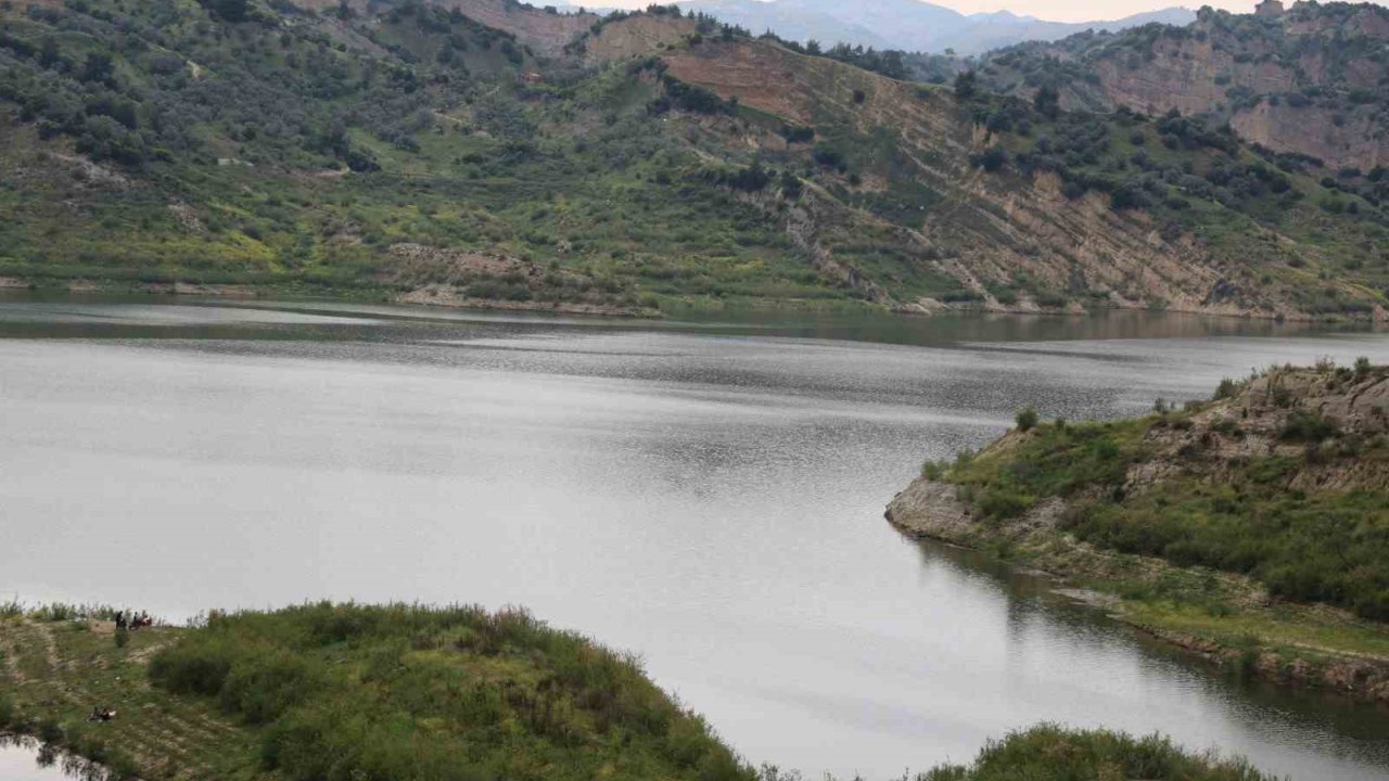 Nisan Yağışları İkizdere Barajı’nı Bereketlendirdi