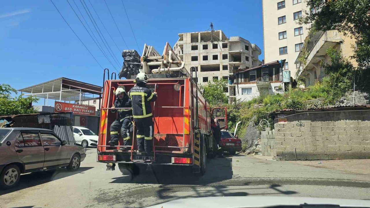 Aspiratörden Çıkan Yangın Paniğe Neden Oldu