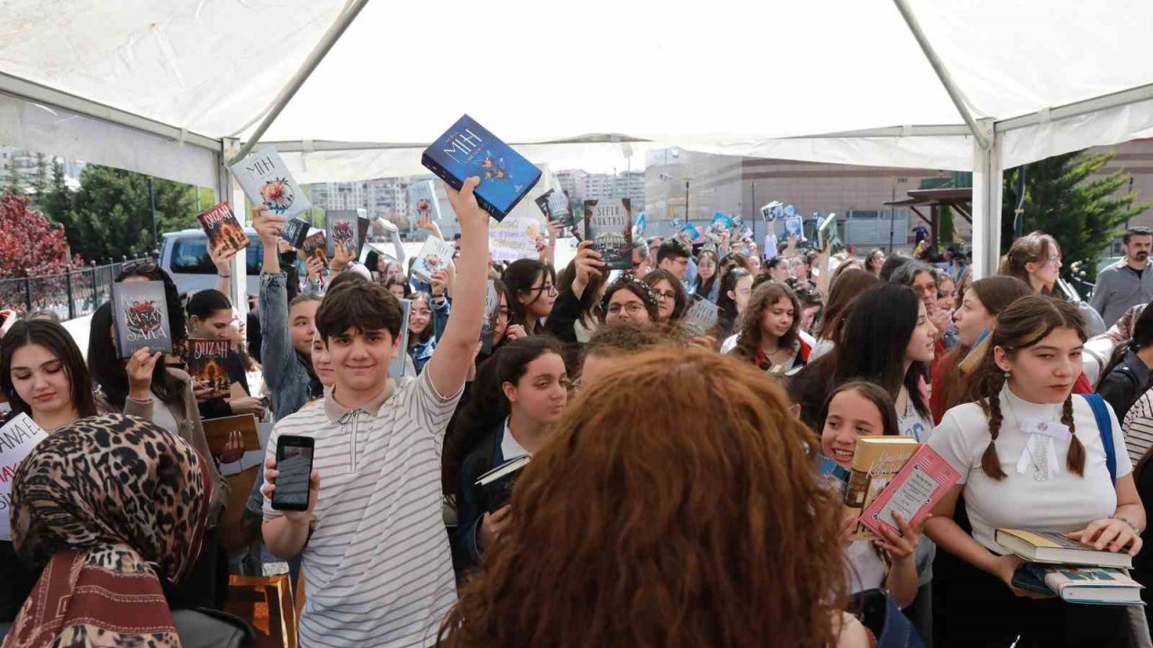 Keçiören’de Yazarlar Geçidi Yaşandı