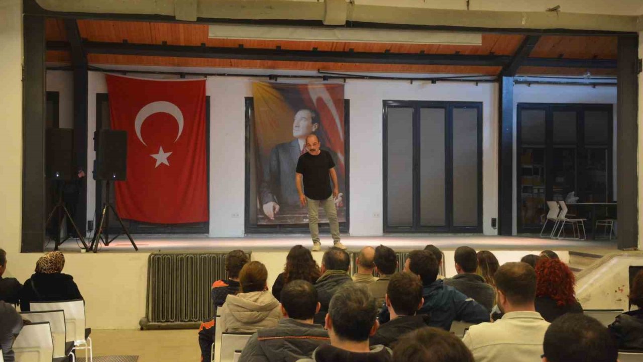 Ayhan Taş, Sinop’ta Hayranlarıyla Buluştu