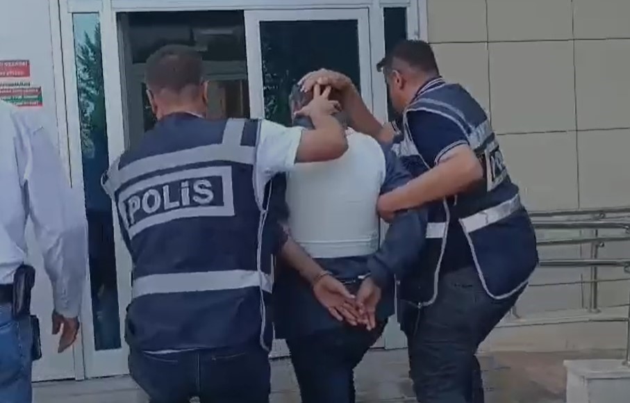 5 Çocuk Annesi Eşini Öldüren Koca Adliyeye Sevk Edildi