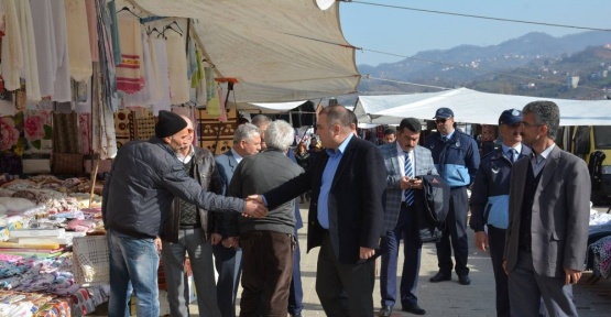 Görele Belediye Başkanı Erener, pazar yerini gezdi