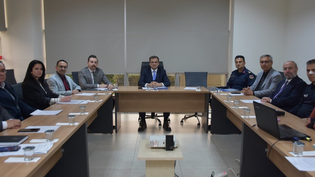 Salihli’de Bağımlılıkla Mücadele Toplantısı Yapıldı