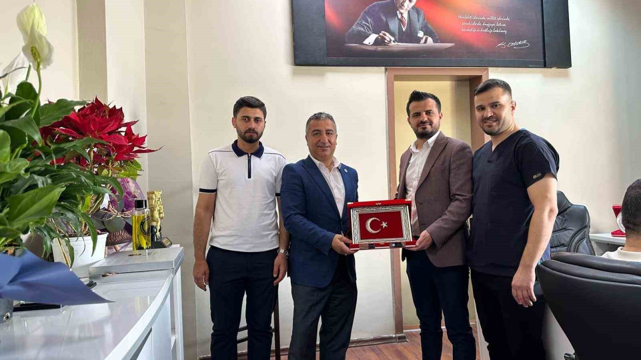 Sağlık-sen Temsilcisi Silopi Devlet Hastanesi’nde Sağlık Personeli İle Bir Araya Geldi