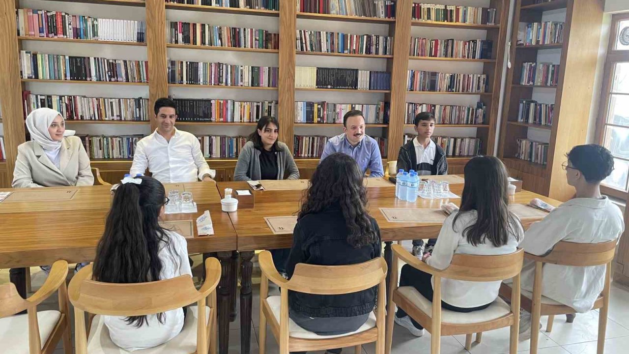 Malazgirtli Öğrencilerden Büyük Başarı