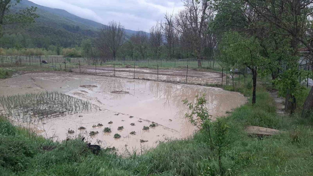 Karabük’te Sağanak Ve Dolu Etkili Oldu