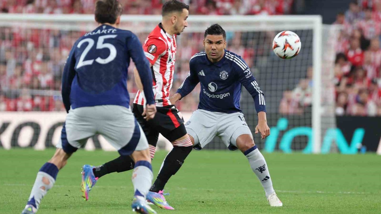 Manchester United, İspanya’da Farklı Kazandı