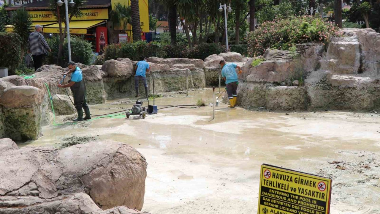 Alanya’da Süs Havuzları Yaz Sezonuna Hazırlanıyor