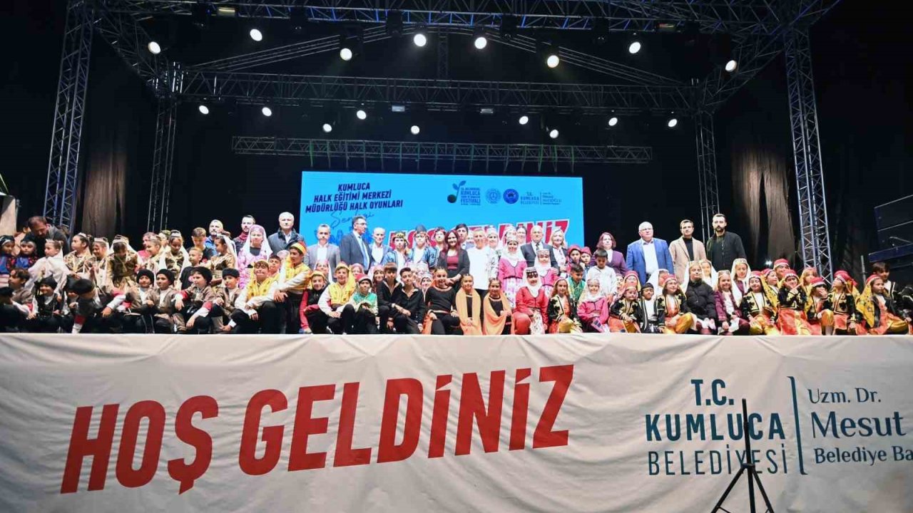 Kumluca’da Halk Oyunları Şöleni Festivale Renk Kattı