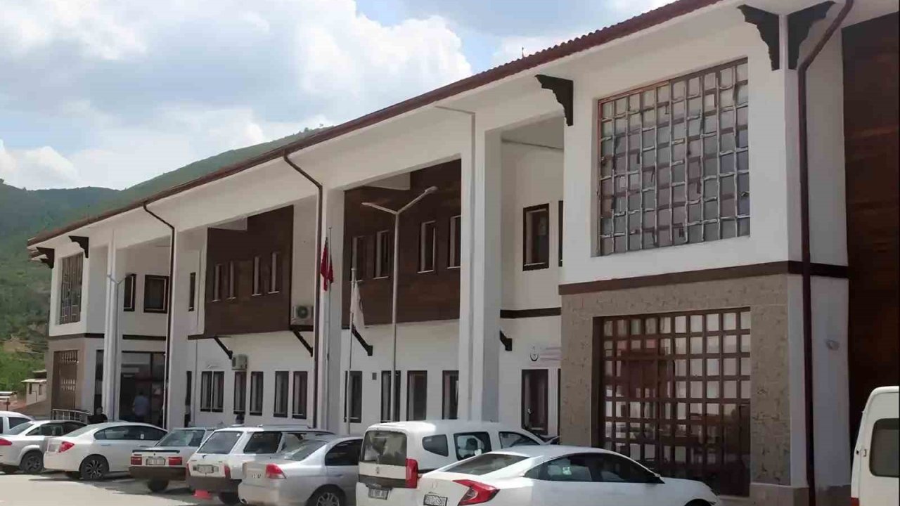 Taraklı’da Sigara Bırakma Polikliniği Açıldı