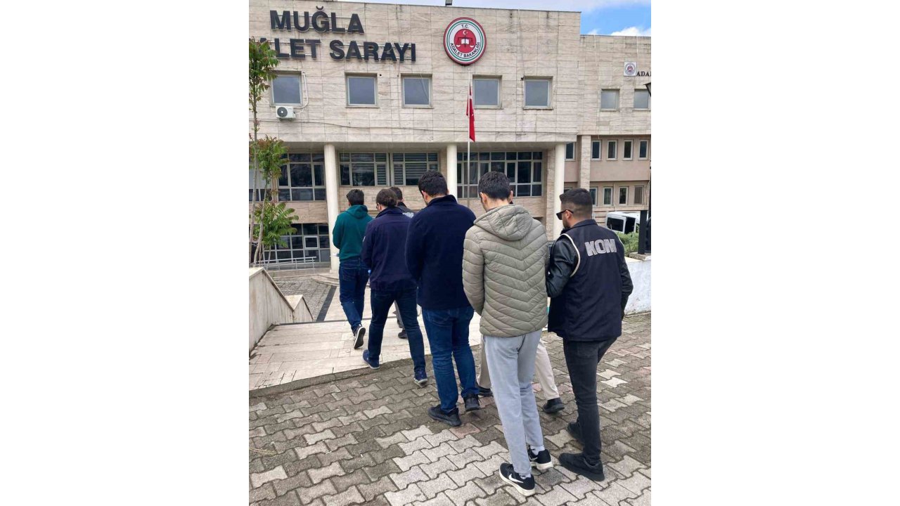 Fetö Terör Örgütü İki Şüpheli Tutuklandı