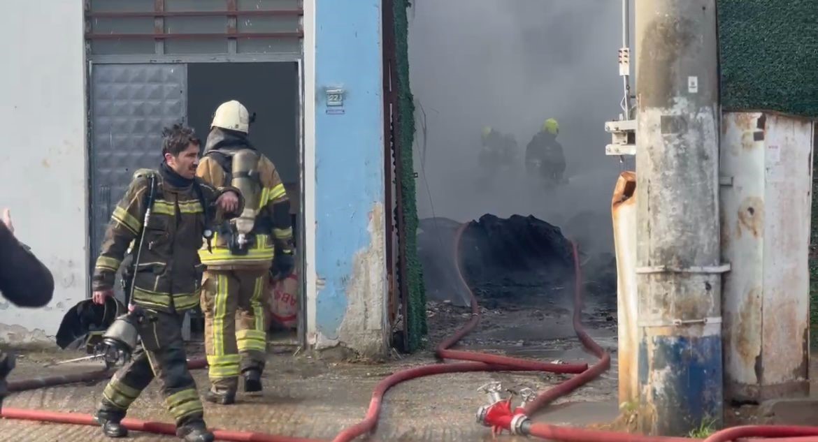 Bursa’da Fabrika Yangını Korku Dolu Anlar Yaşattı