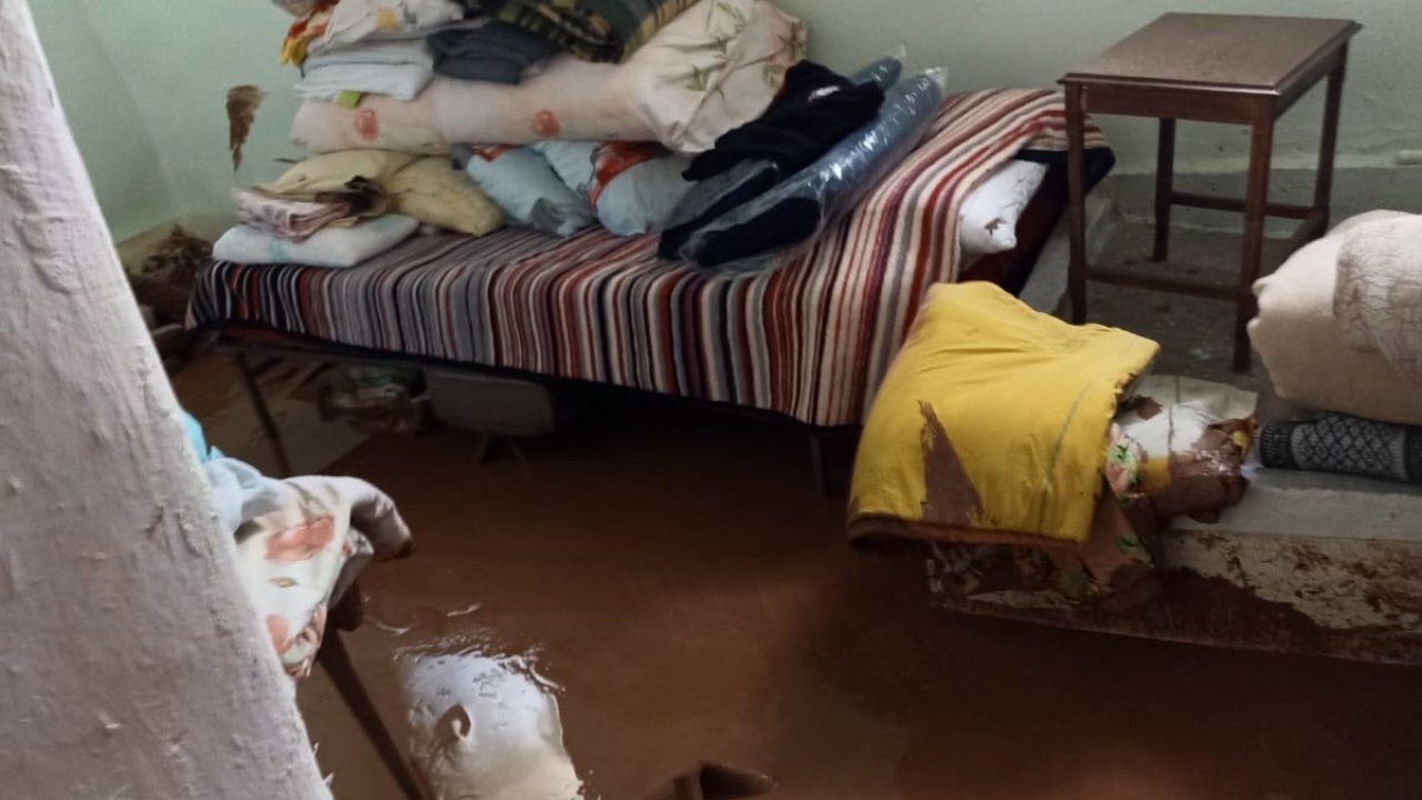 Darende’de Sağanak Ve Dolu Su Baskınlarına Neden Oldu