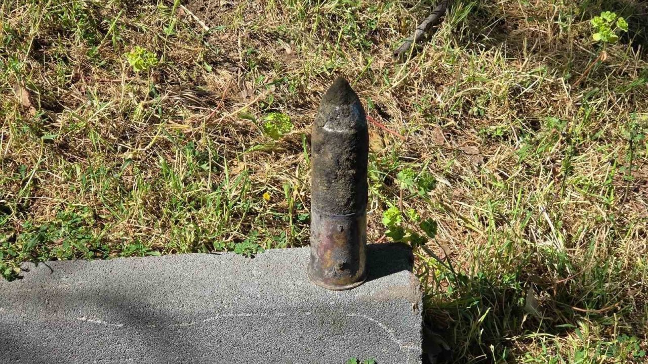 Göl Kenarında Patlamamış Top Mermisi Bulundu