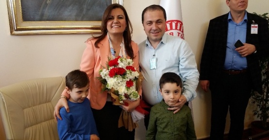 Divan katibi Hürriyet’e hayırlı olsun ziyaretleri başladı