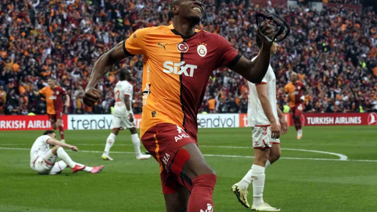 Victor Osimhen’den Kariyer Gol Rekoru