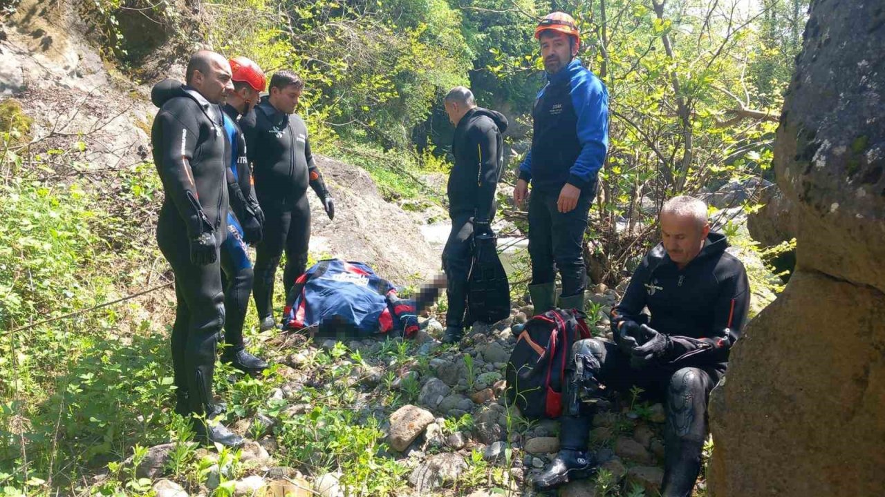 Ordu’da Kayıp 2 Kişiden Birinin Cansız Bedeni Derede Bulundu