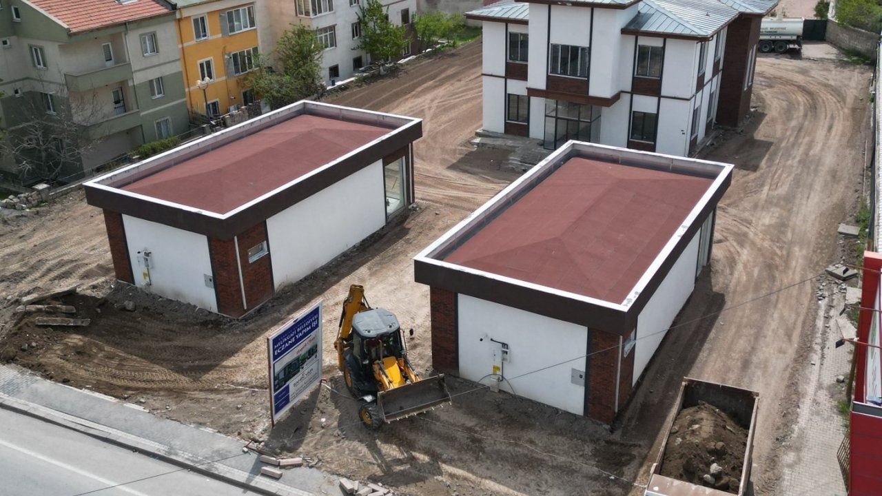 Melikgazi’de Sağlık Merkezlerine Çevre Düzenlemesi Yapılıyor