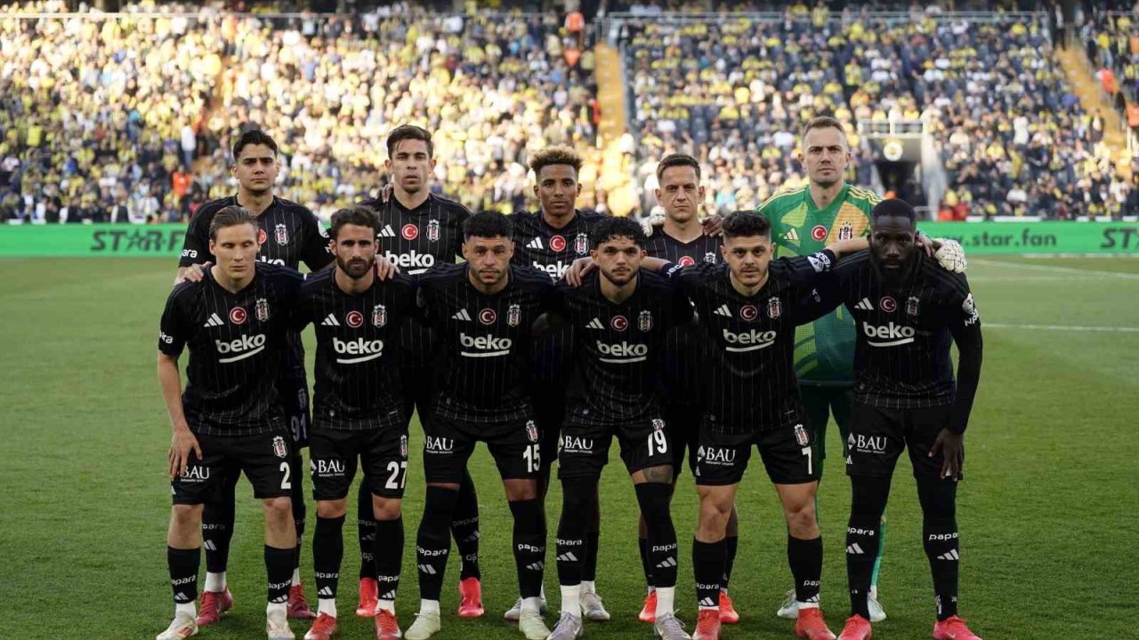 Ole Gunnar Solskjaer’den Derbide 2 Değişiklik