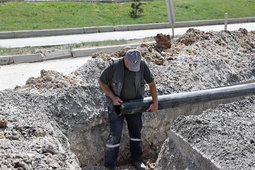Kütahya’nın Akkent Mahallesi’nde 600 Metrelik İçme Suyu Hattı Yenileniyor