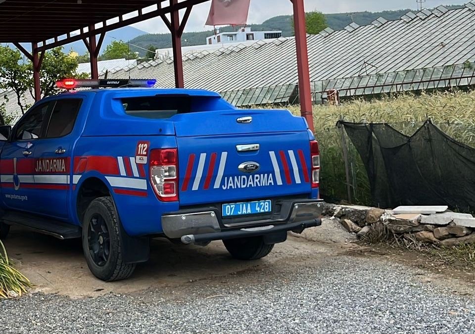 Gazipaşa’da 2 Çocuk Babası Depo İçerisinde Ölü Bulundu