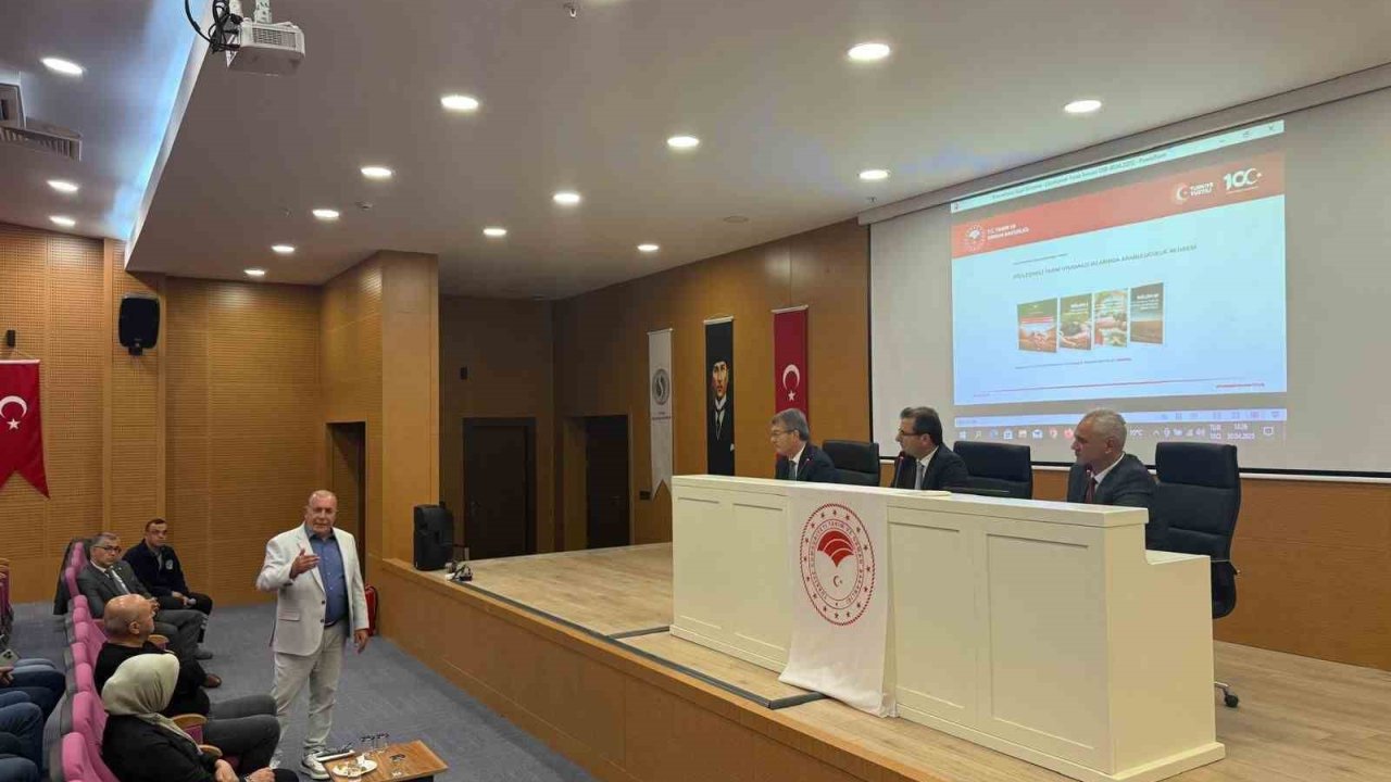 Salihli’de ‘Sözleşmeli Tarımsal Üretim’ Toplantısı Yapıldı