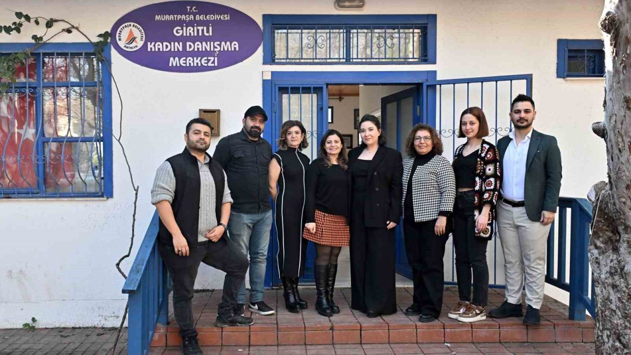 Muratpaşa’da Sınava Girecek Öğrenci Velilerine Destek