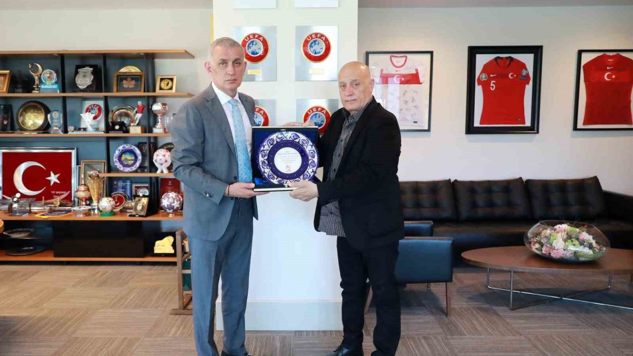 İstanbulspor Başkanı Sarıalioğlu’ndan Tff Başkanı İbrahim Hacıosmanoğlu’na Ziyaret
