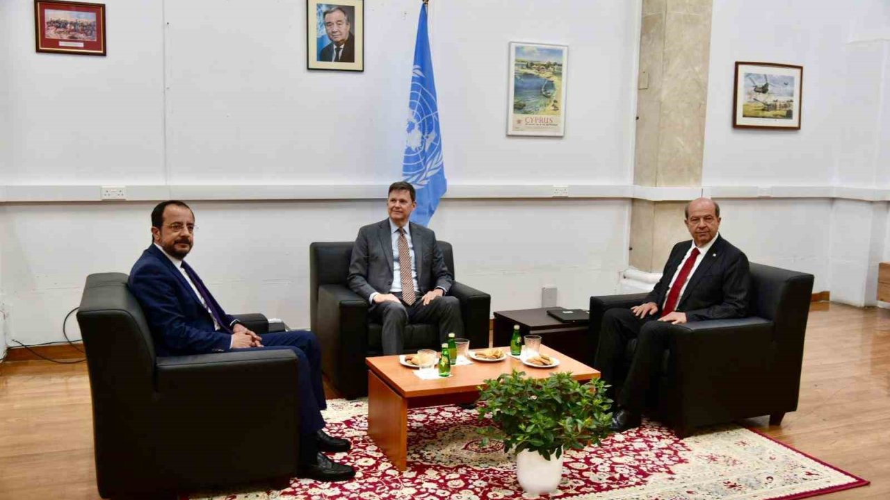 Kktc Ve Rum Yönetimi Liderleri Lefkoşa’daki Ara Bölgede Görüştü