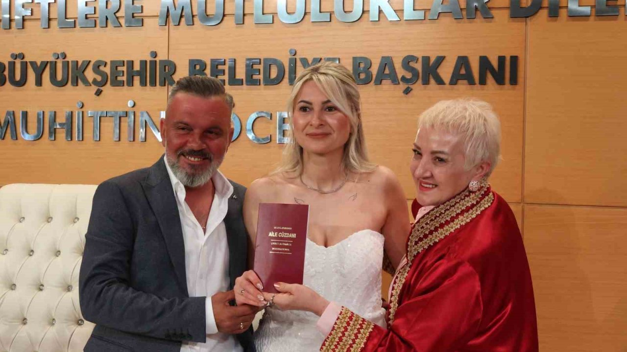 Antalya Büyükşehir Belediyesi Nikah Salonunda