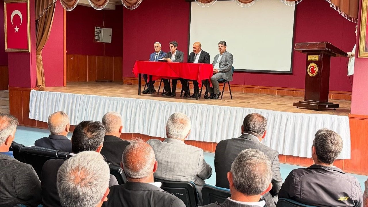 Sarıkamış’ta Köydes Toplantısı Düzenlendi