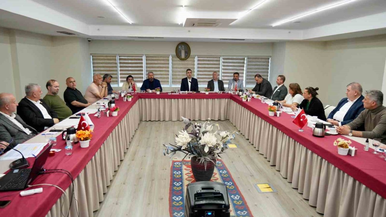 Kartal Belediyesi Muhtarlar Toplantısı’nın 165’incisi Gerçekleştirildi