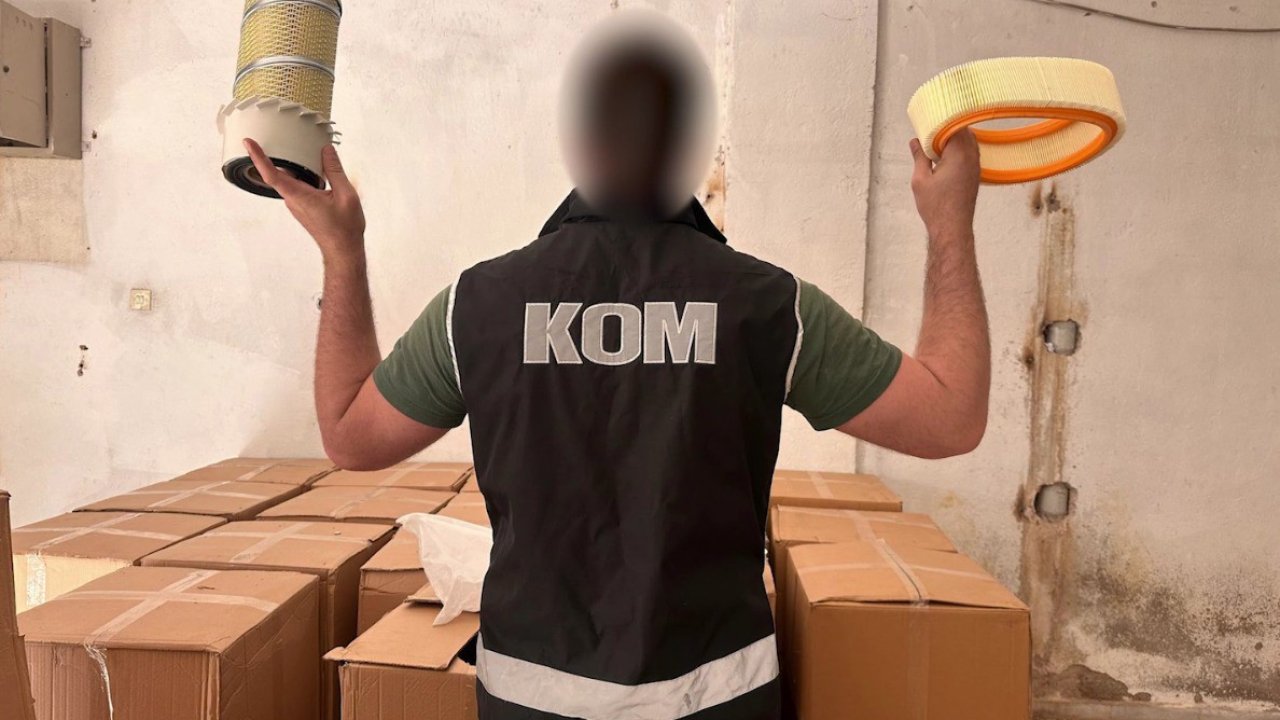 İzmir’de 42 Milyon Lira Değerinde Kaçak Oto Yedek Parça Ve Akaryakıt Ele Geçirildi