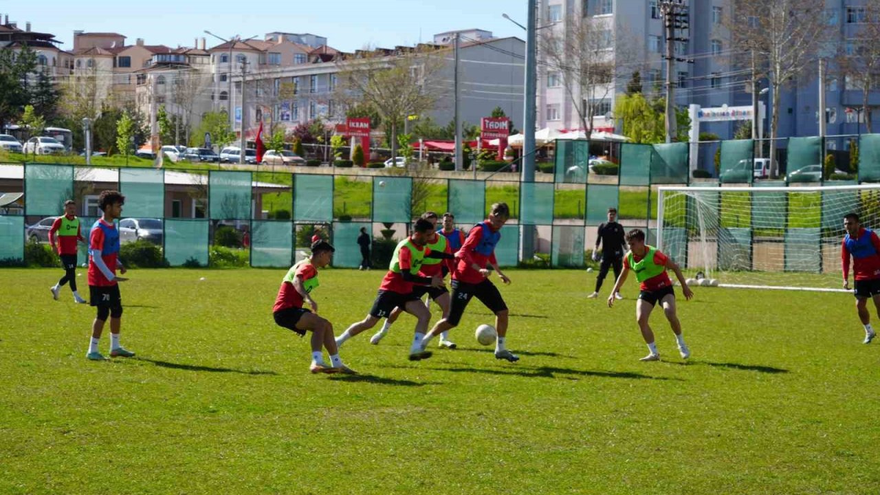 Kastamonuspor, Beykoz Anadoluspor Maçının Hazırlıklarını Sürdürüyor